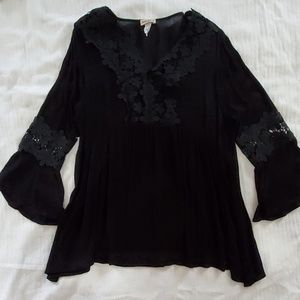 EUC Beautiful tunic